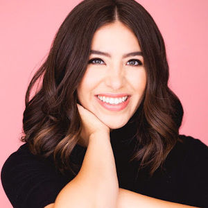 Meet your Posher, Kassandra